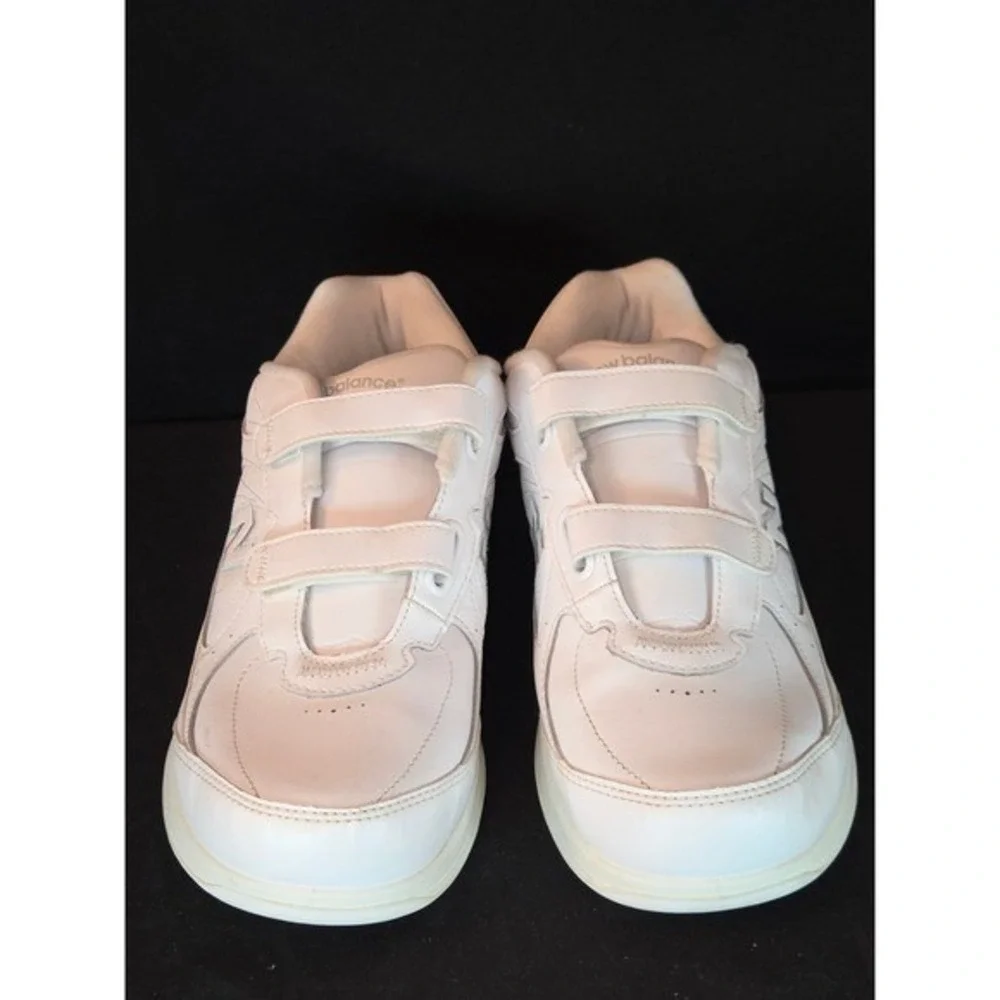 New Balance 577 Womens White Leather Walking Shoes WW577VW Hook Loop‎ Size 10